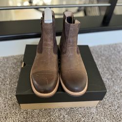 UGG Dalvin Boot