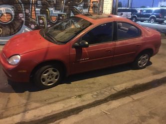 Dodge neón 2001 Salvage