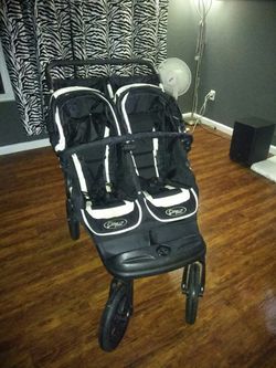 Double stroller with big wheels like New