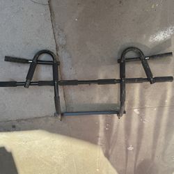 Pull Up Bar