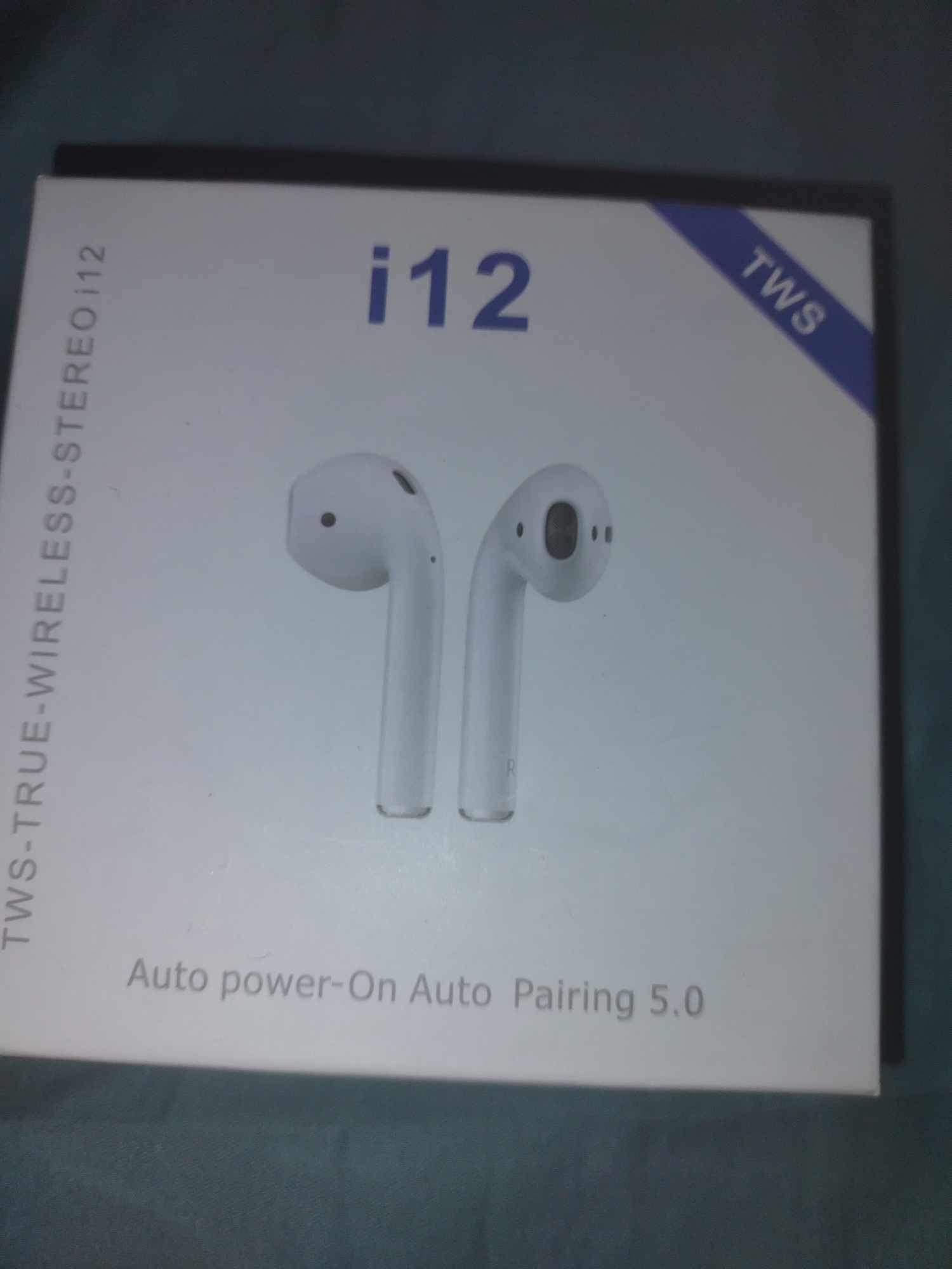 i12 TWS earbuds <Knockoff Vs Of App.>