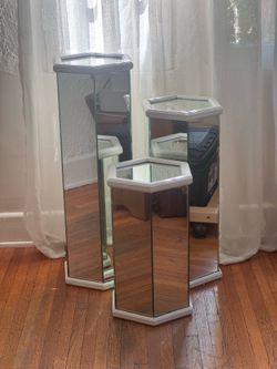 1970s/80s hexagonal mirror pedestals  - Full Set