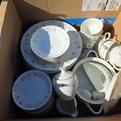 91 Piece Vintage China 
