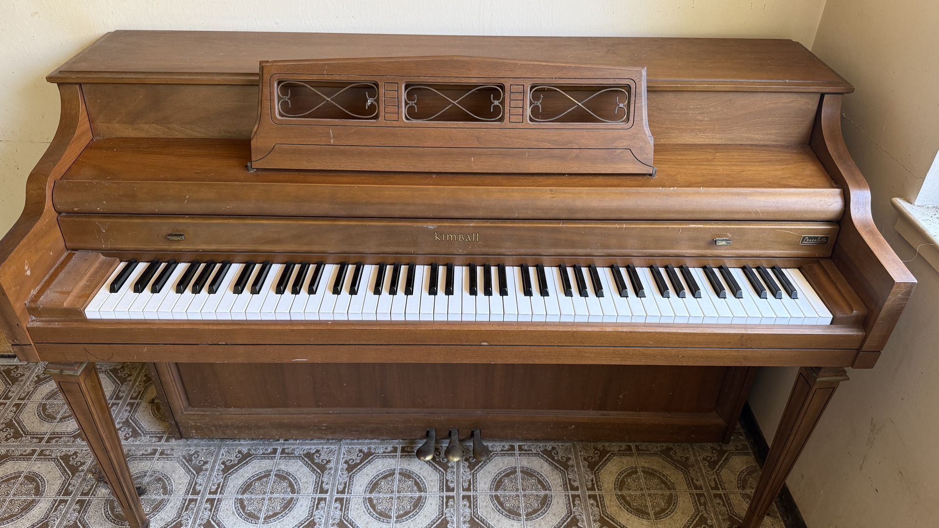 Kimball Upright Piano For Sale(Must Go by Fri. 08/15)