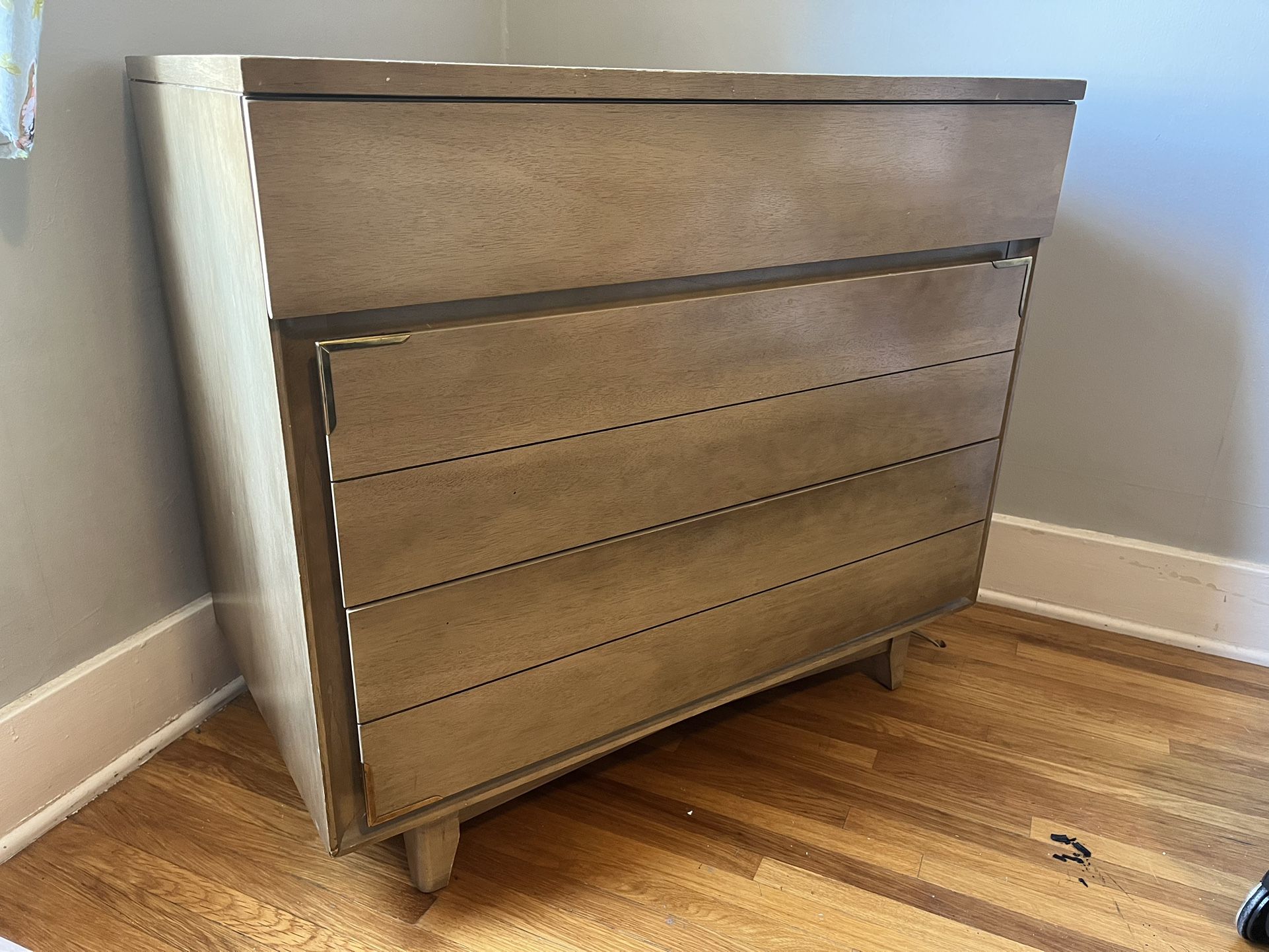 Mid century modern Chest Of drawers