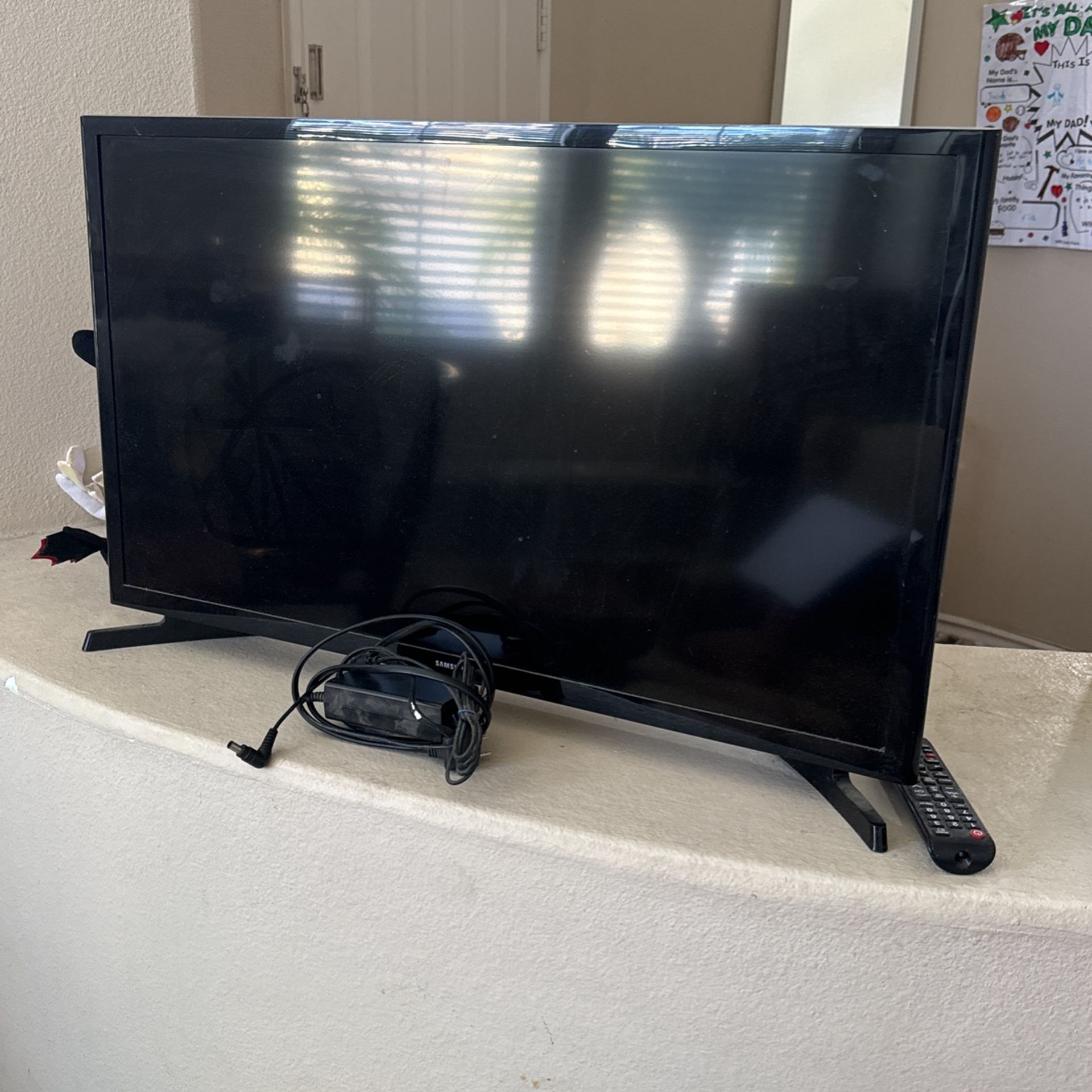 32’’ Samsung Tv for Sale in San Diego, CA - OfferUp