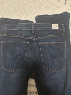 Mid Rise Love Skinny Jeans Size 25