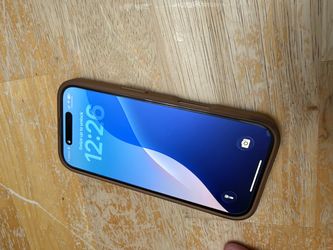 iPhone 16 128gb - Carrier/Sim Unlocked - Like New