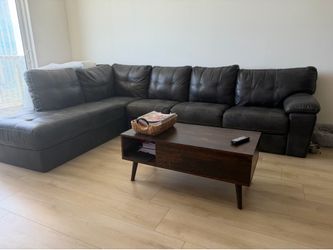LEATHER SECTIONAL SOFA