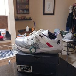 Air Jordans 11 CMft Low Q54