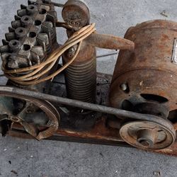 VINTAGE CRAFTSMAN SPRAYER/COMPRESSOR 