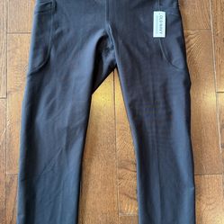 NWT Women’s Small Black High Rise Power Soft Crop Leggings with Pockets $15