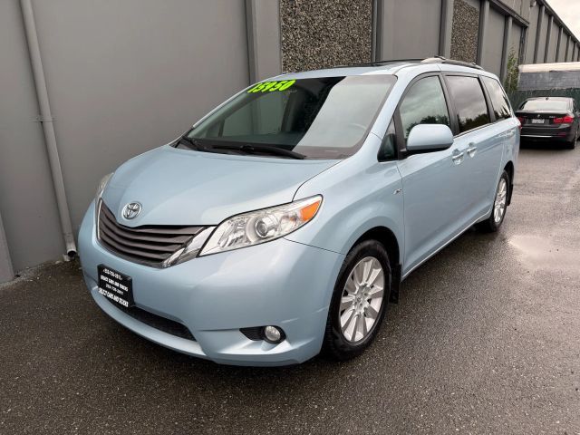 2016 Toyota Sienna