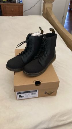 Boots Dr Martens