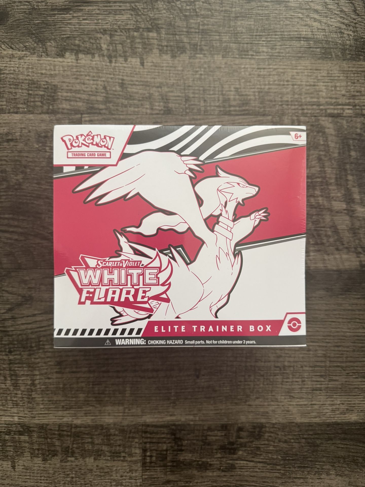 Pokemon White Flair Elite Trainer Box
