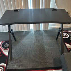Black Gaming Desk 