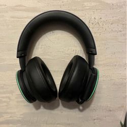 Wireless Xbox Headset. 