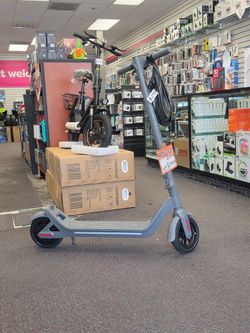 Phantom GoGo  Electric Scooter,  15.5 mph,  cash offer