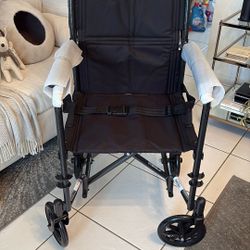 DRIVE TRANSPORTER/WHEELCHAIR SILLA de RUEDA BRAND NEW 