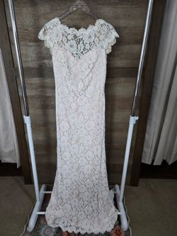 VOW’D SWEETHEART WEDDING DRESS SZ. 8