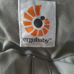 Ergobaby Baby Carrier 