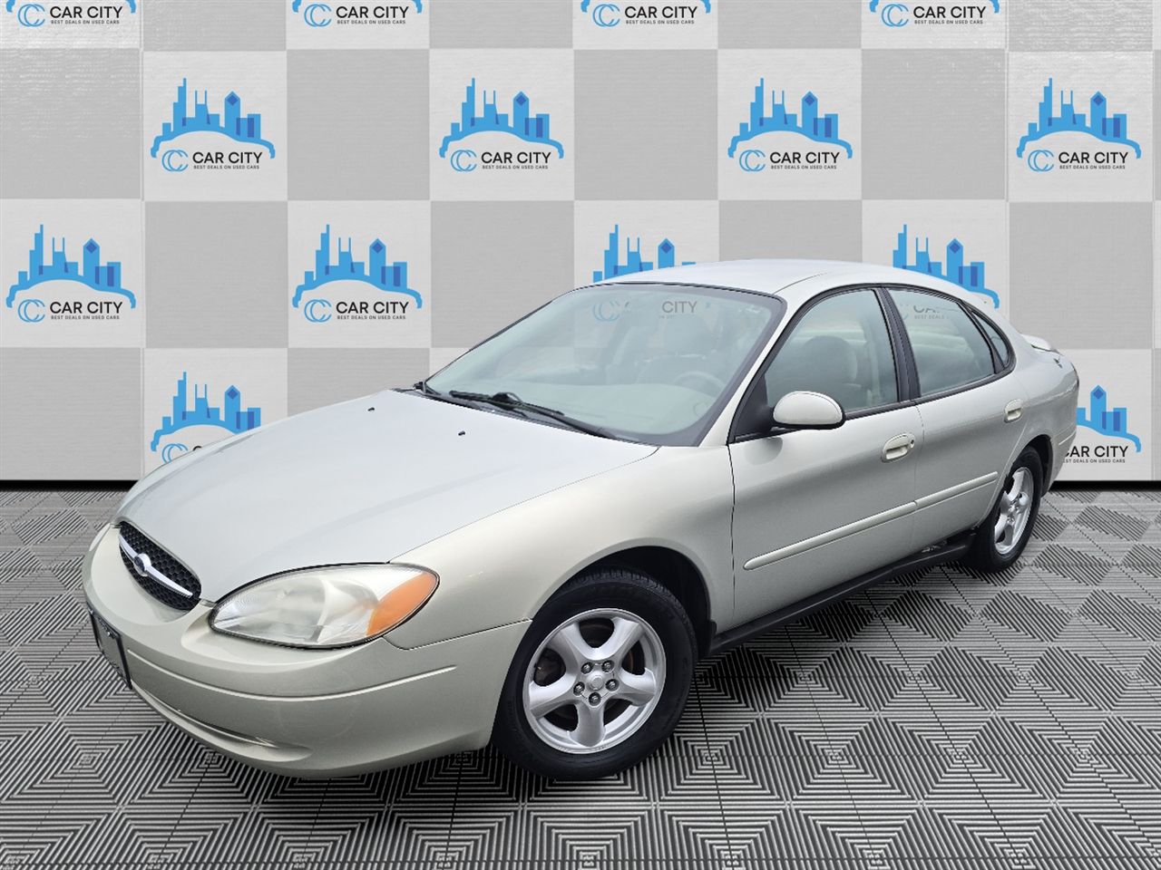 2003 Ford Taurus