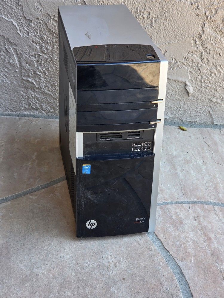 HP i5 Envy 700