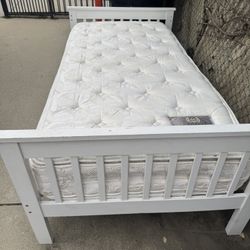 Nice Twin Bed With Good Mattress
