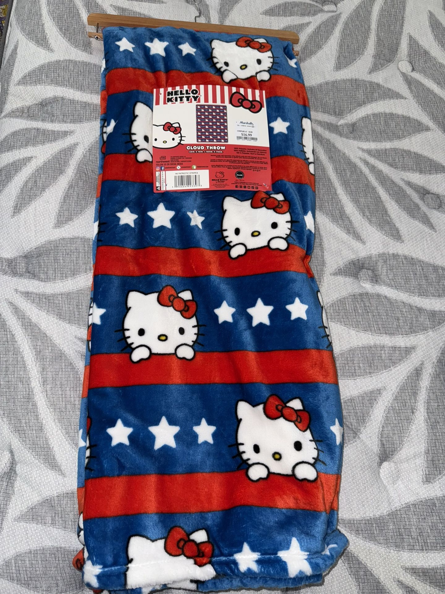 Hello Kitty Blanket