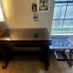 Mahogany wood office desk with file holder set