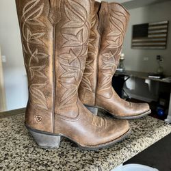 Women’s Ariat Cowgirl Boots