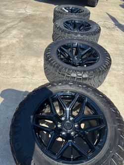 FUEL wheels & NITTO tires