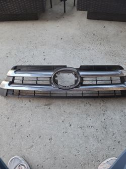 2017-2019 Toyota Highlander Front Grille OEM