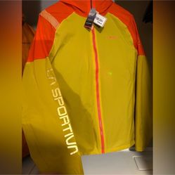 Men’s La Sportiva  PocketShell Rain Jacket Size small