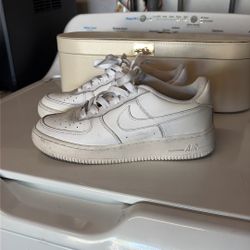 Nike Air Force Used 6y 