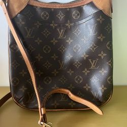 Louis Vuitton Crossbody Bag