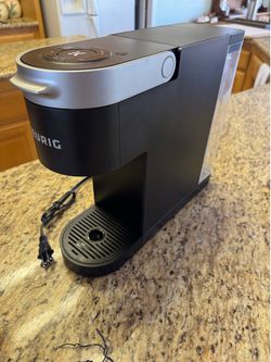 Keurig K-slim coffee maker