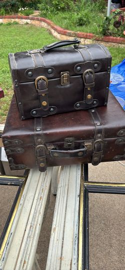 Decorative Suit Cases