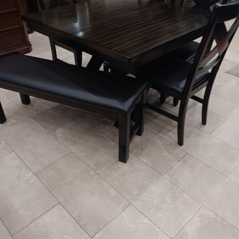 *Dining Room Special*---Kelly Attractive Dining Table Sets W/4 Chairs And Bench---Delivery And Easy Financing Available💪