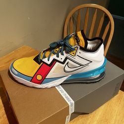 Lebron XVIII Low Size 11