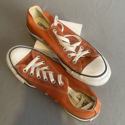 Orange Converse Sneakers W7
