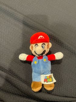 Small super Mario plushie :)