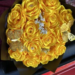 Ramo De 15 Rosas Eternas Colores Amarillo 