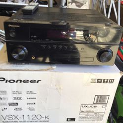 Pioneer Receiver Model VSX1120k With remote control Works Good