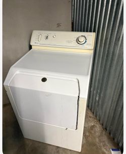 Dryer MOVING MUST SELL TODAY