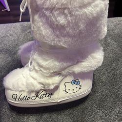 Hello kitty snow boots 