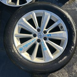 2008 - 2013 Toyota Highlander Hybrid Rim And Tire 19” Just One