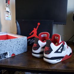 Air Jordan 4 for Sale in New York, NY - OfferUp