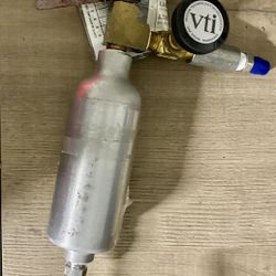 Vacuum Technology inc Leak Detector -Helium Detector