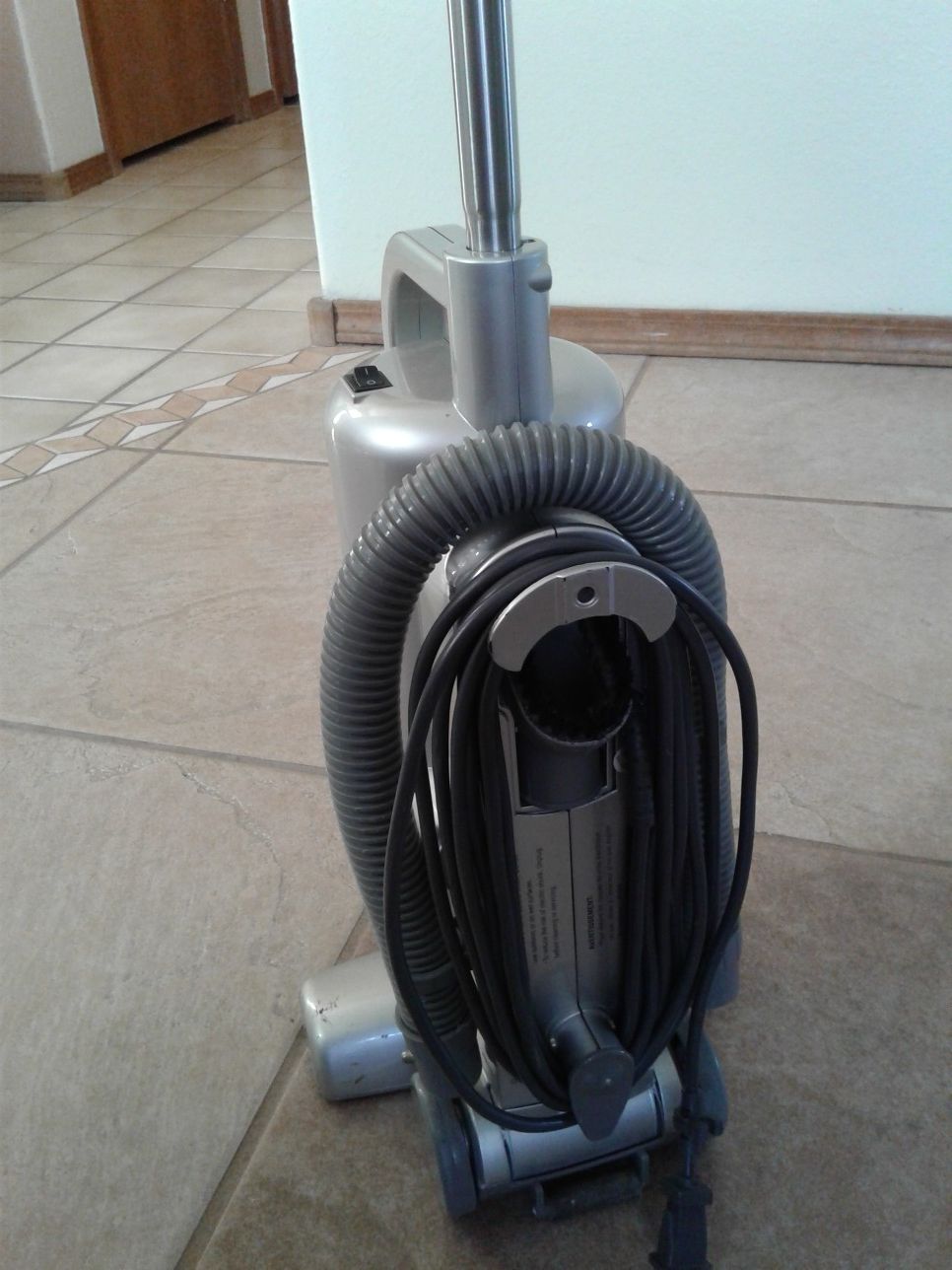 Shark Euro Pro X Vacuum for Sale in Albuquerque, NM OfferUp